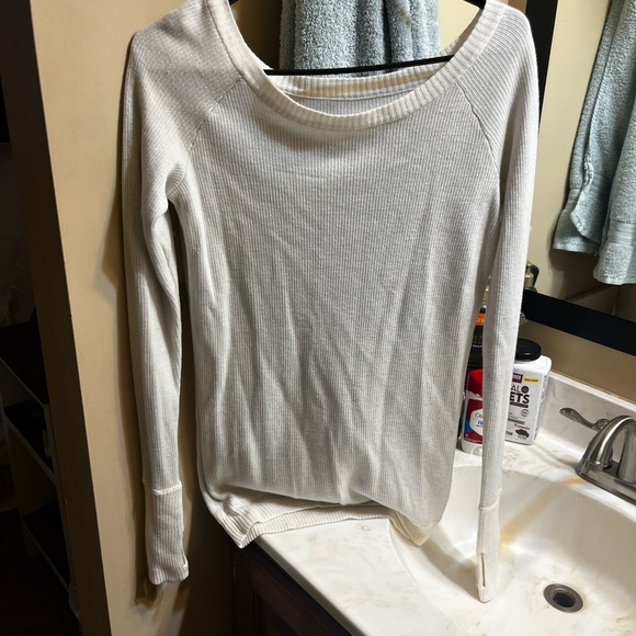 Lululemon Cream Sweater - Picture 1 of 4